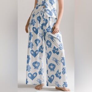 The Lullaby Club Pants Womens Posey Starstruck Print Wide Leg‎ High Waisted A14